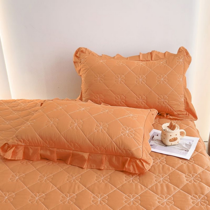 91家纺网 家纺一手货源 找家纺 情煊家纺 2024新款全棉亲肤夹棉纯色床裙 桔色