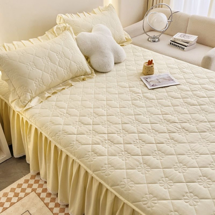 91家纺网 家纺一手货源 找家纺 情煊家纺 2024新款全棉亲肤夹棉纯色床裙 奶白