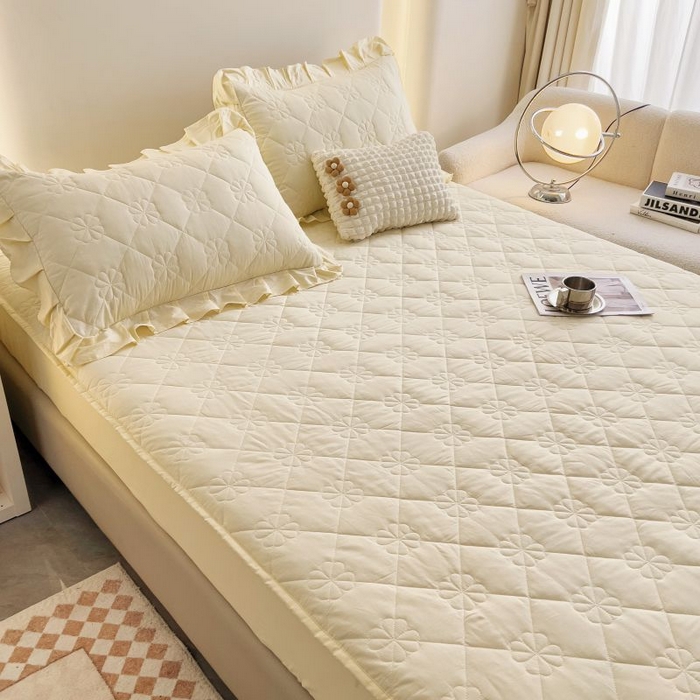 91家纺网 家纺一手货源 找家纺 情煊家纺 2024新款全棉亲肤夹棉纯色床笠 奶白