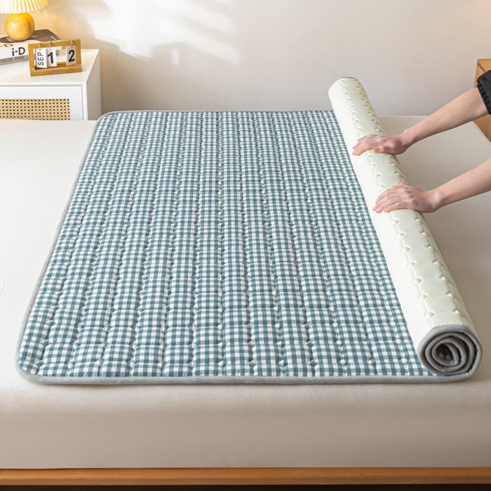 91家纺网 家纺一手货源 找家纺 鑫钰 2024水洗棉床护垫-简格 简格-蓝小格