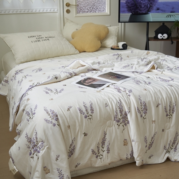 91家纺网 家纺一手货源 找家纺 米菲 A类生态锦棉牛奶针织棉大豆夏被（四季款） 薰衣草