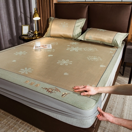 91家纺网 家纺一手货源 找家纺 全季家居 2024新款加厚加密宽边刺绣提花冰藤凉席 飘雪-娇黄（床笠款）