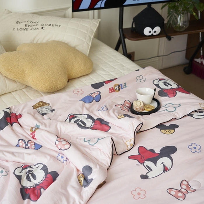 91家纺网 家纺一手货源 找家纺 米菲 A类生态锦棉牛奶针织棉大豆夏被（四季款） 迪士尼-欢乐米妮