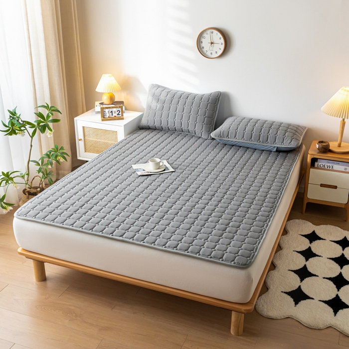 91家纺网 家纺一手货源 找家纺 鑫钰 2024水洗棉床护垫-简格 简格-绅士灰