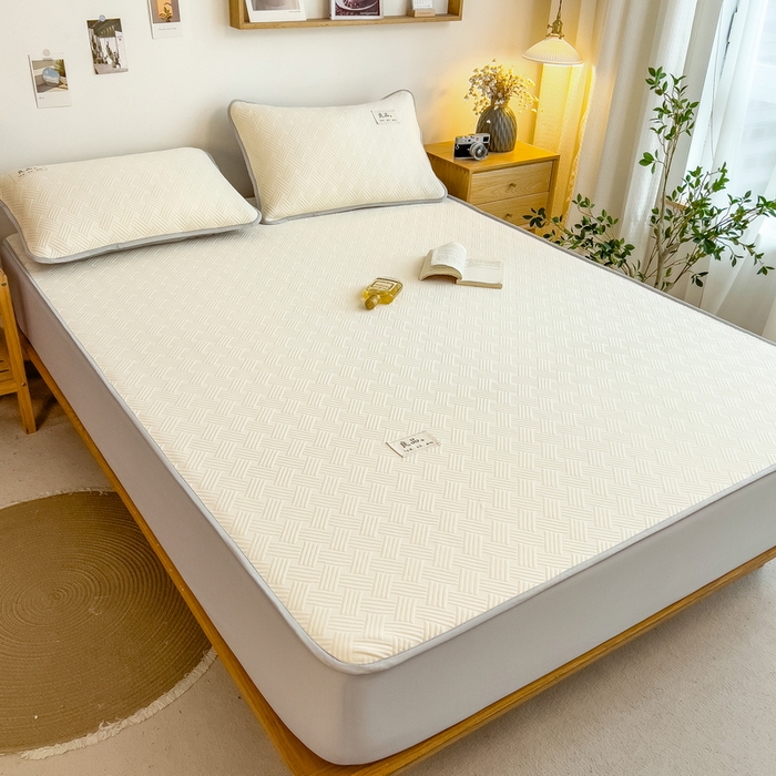 91家纺网 家纺一手货源 找家纺 丝羽坊 2025新款PE凉感450克A类华夫格冰豆豆软凉席-床笠款 饼干花-奶白