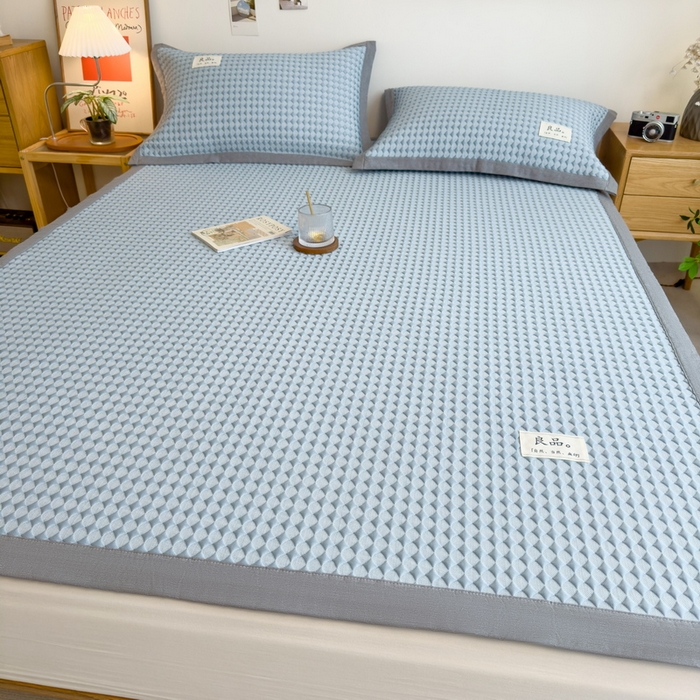 91家纺网 家纺一手货源 找家纺 丝羽坊 2025新款PE凉感450克A类华夫格冰豆豆软凉席-平铺款 冰豆豆-蓝