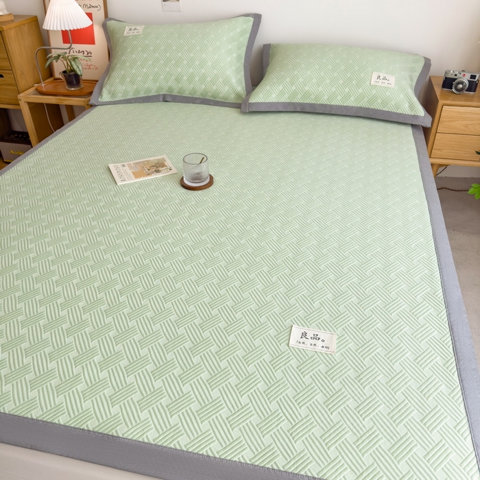 91家纺网 家纺一手货源 找家纺 丝羽坊 2025新款PE凉感450克A类华夫格冰豆豆软凉席-平铺款 饼干花-绿