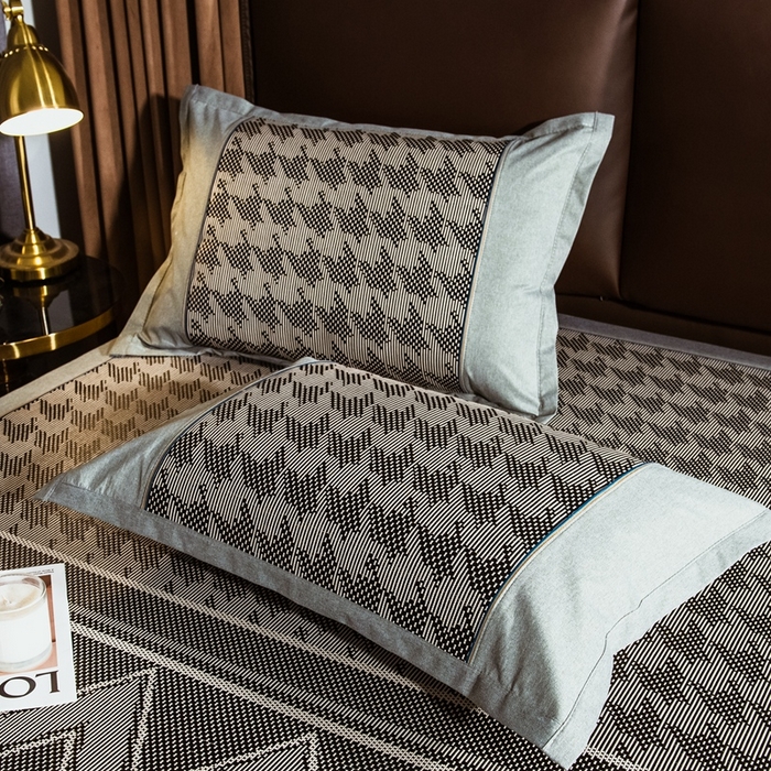 91家纺网 家纺一手货源 找家纺 全季家居 2024新款加厚加密宽边刺绣提花冰藤凉席 晚安-灰色（床席款）