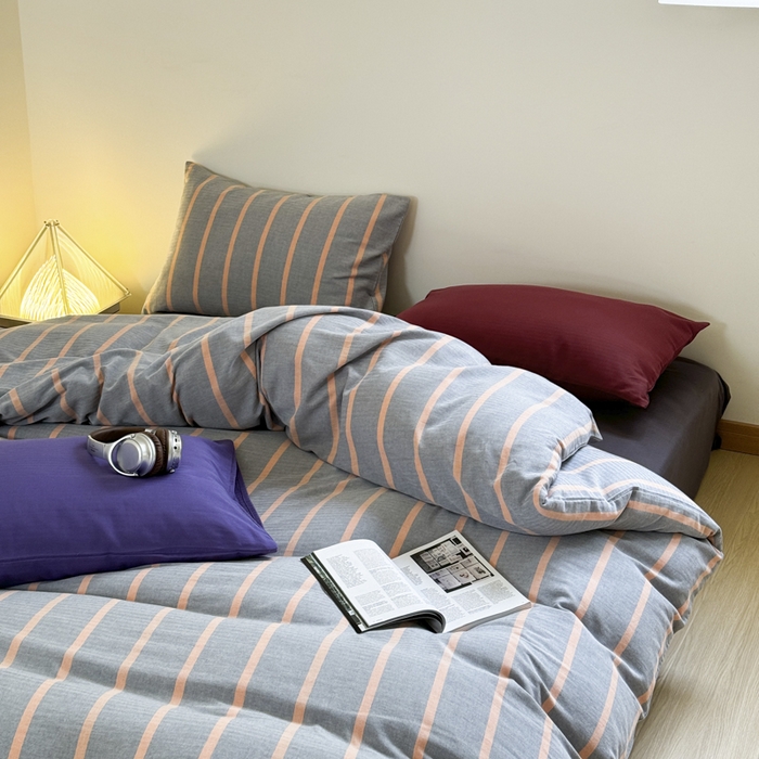 91家纺网 家纺一手货源 找家纺 （总）玛奇朵 2024春夏新品A类全棉小肌理纹提花简约色织条纹四件套-宝格丽系列