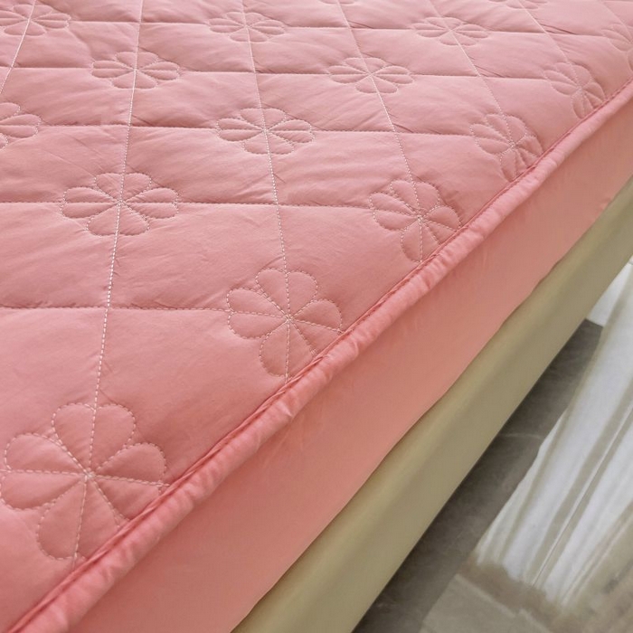 91家纺网 家纺一手货源 找家纺 情煊家纺 2024新款全棉亲肤夹棉纯色床笠 豆沙