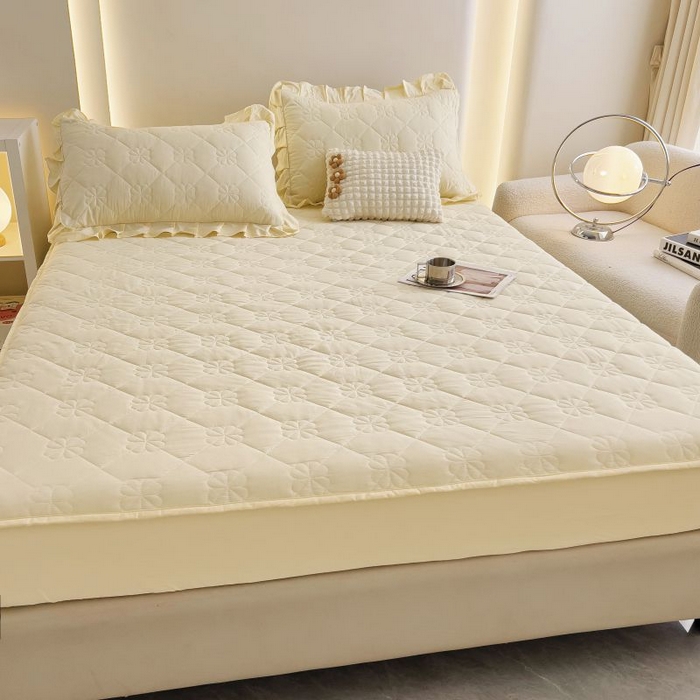 91家纺网 家纺一手货源 找家纺 情煊家纺 2024新款全棉亲肤夹棉纯色床笠 奶白