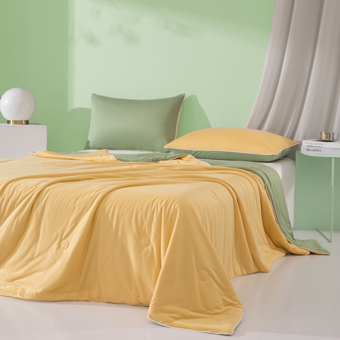 91家纺网 家纺一手货源 找家纺 吾诺家居 2024新款针织棉双拼色大豆夏被 杏黄-豆绿