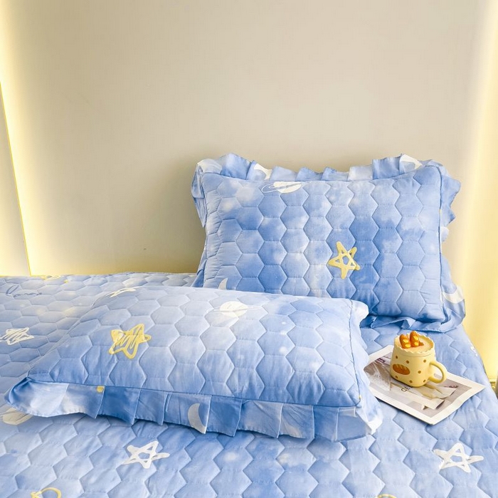 91家纺网 家纺一手货源 找家纺 情煊家纺 2024新款全棉亲肤夹棉印花床裙 7星空