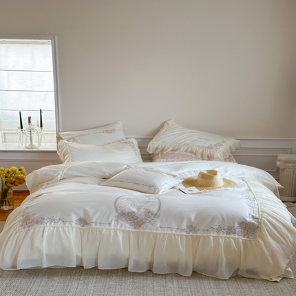 91家纺网 家纺一手货源 找家纺 2024新款100支全棉 温莎城堡系列四件套温莎城堡（图二） 贵族白