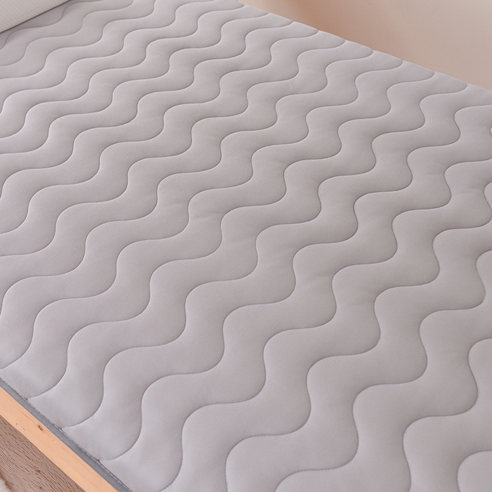 91家纺网 家纺一手货源 找家纺 亿丁点床垫 2024新款A类牛奶丝护脊乳胶床垫 单边牛奶丝乳胶灰