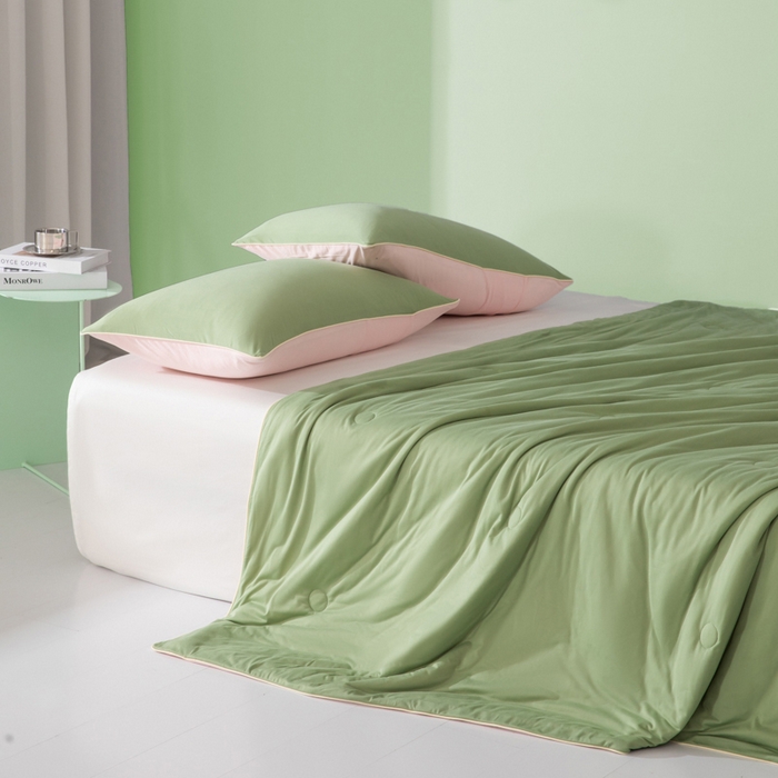 91家纺网 家纺一手货源 找家纺 吾诺家居 2024新款针织棉双拼色大豆夏被 豆绿-浅粉