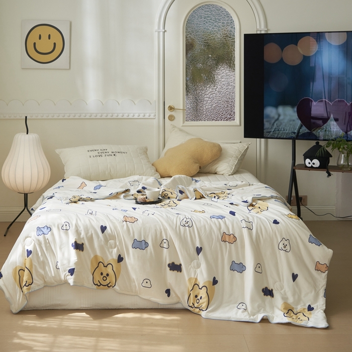 91家纺网 家纺一手货源 找家纺 米菲 A类生态锦棉牛奶针织棉大豆夏被（四季款） 多般安狗