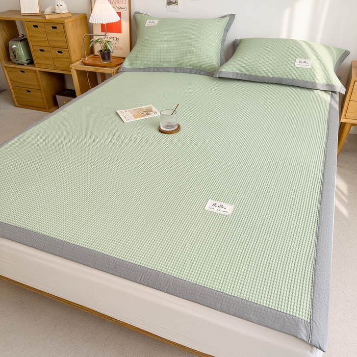 91家纺网 家纺一手货源 找家纺 丝羽坊 2025新款PE凉感450克A类华夫格冰豆豆软凉席-平铺款 华夫格-绿