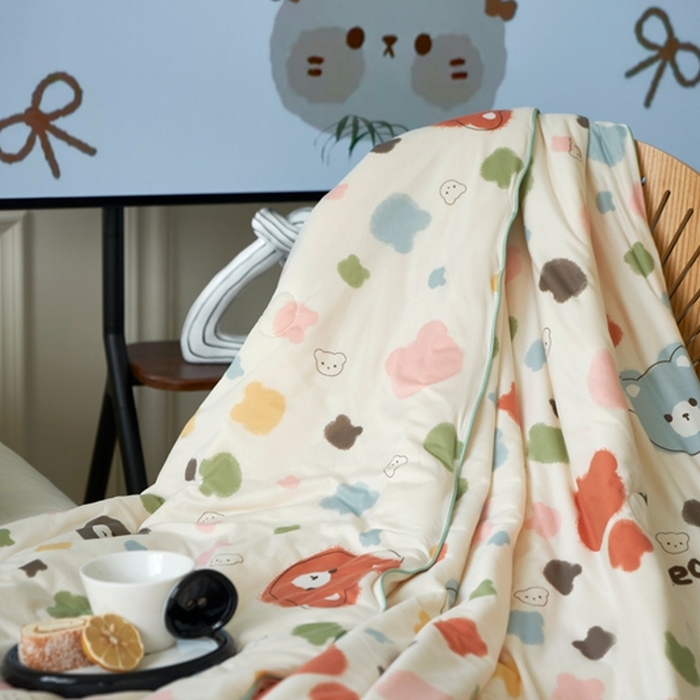 91家纺网 家纺一手货源 找家纺 米菲 A类生态锦棉牛奶针织棉大豆夏被（四季款） 缤纷小熊