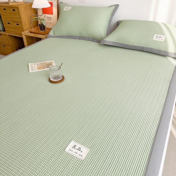 91家纺网 家纺一手货源 找家纺 丝羽坊 2025新款PE凉感450克A类华夫格冰豆豆软凉席-平铺款 华夫格-绿