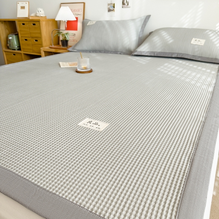 91家纺网 家纺一手货源 找家纺 丝羽坊 2025新款PE凉感450克A类华夫格冰豆豆软凉席-平铺款 华夫格-灰