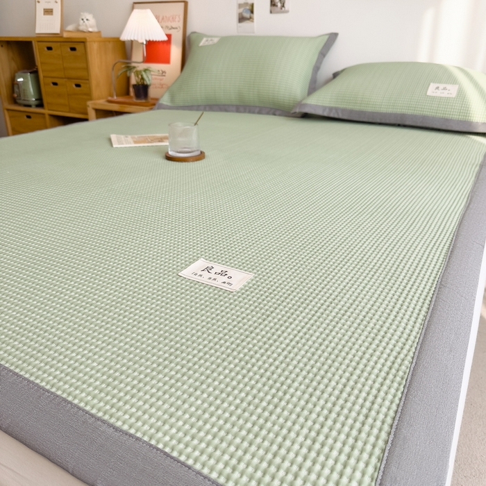 91家纺网 家纺一手货源 找家纺 丝羽坊 2025新款PE凉感450克A类华夫格冰豆豆软凉席-平铺款 华夫格-绿