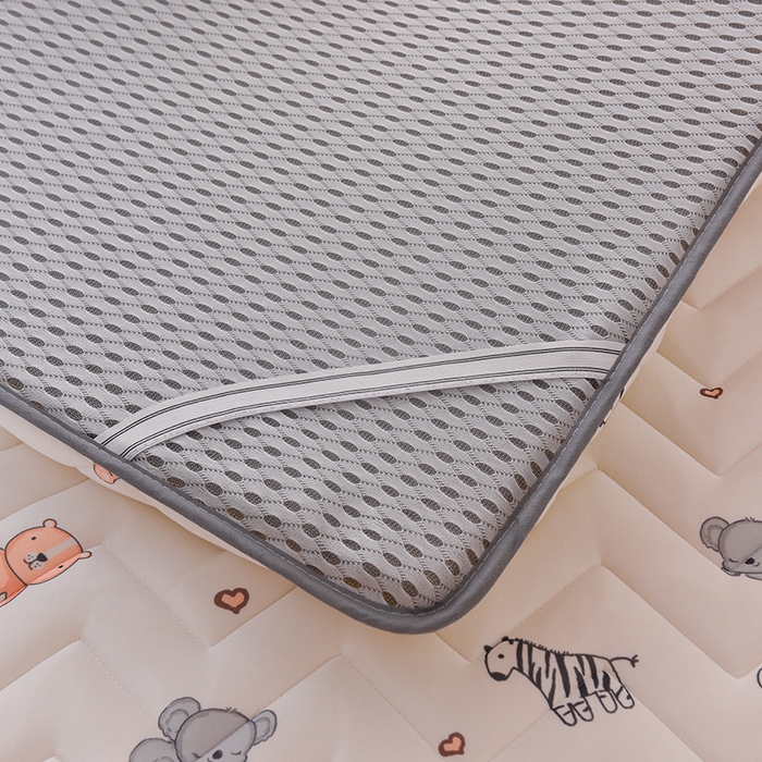 91家纺网 家纺一手货源 找家纺 亿丁点床垫 2024新款A类牛奶丝护脊乳胶床垫 单边牛奶丝小森林