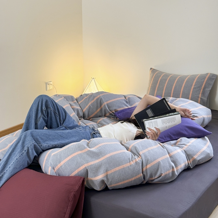 91家纺网 家纺一手货源 找家纺 （总）玛奇朵 2024春夏新品A类全棉小肌理纹提花简约色织条纹四件套-宝格丽系列