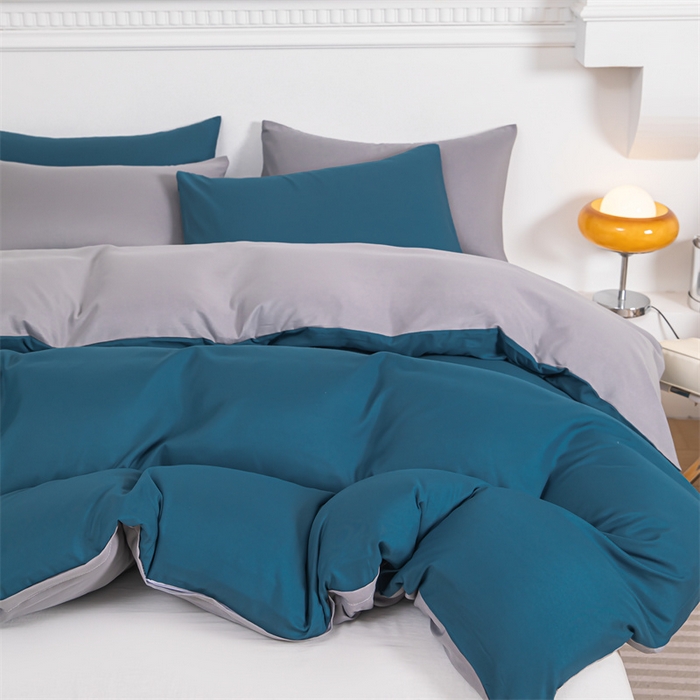 91家纺网 家纺一手货源 找家纺 莎臣豹 2025新款水洗棉磨毛纯色双拼简约风撞色四件套 宝蓝爱上浅灰