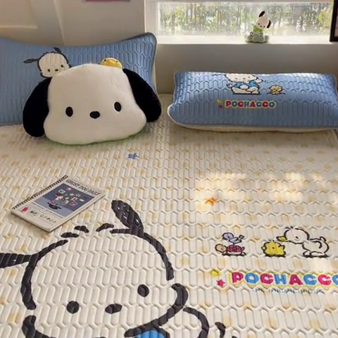 91家纺网 家纺一手货源 找家纺 金爱家 2024新款乳胶凉席-库洛米系列 星星帕哈狗