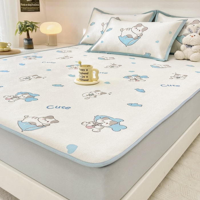 91家纺网 家纺一手货源 找家纺 全季家居 2024新款5A抗菌小清新数码印花冰藤席 贪吃小猫（床笠款）