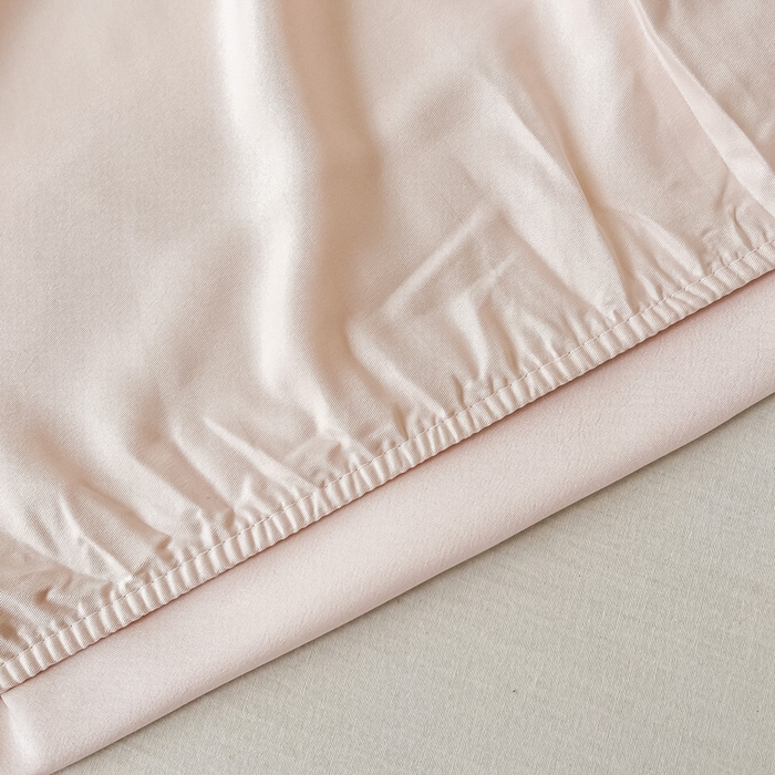 91家纺网 家纺一手货源 找家纺 宅家居 2024新款贡缎水洗真丝单品床笠三件套 粉玉