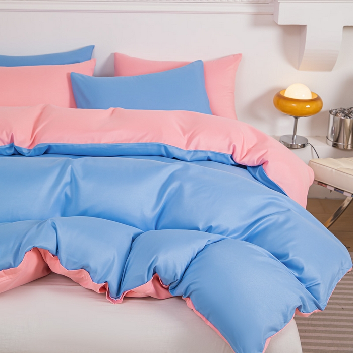 91家纺网 家纺一手货源 找家纺 莎臣豹 2025新款水洗棉磨毛纯色双拼简约风撞色四件套 天空蓝爱上公主粉