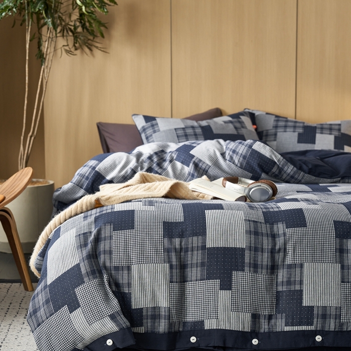 91家纺网 家纺一手货源 找家纺 安莱生活 2024年新品双层纱拼布田园纽扣款四件套 拼布田园纽扣款-藏青