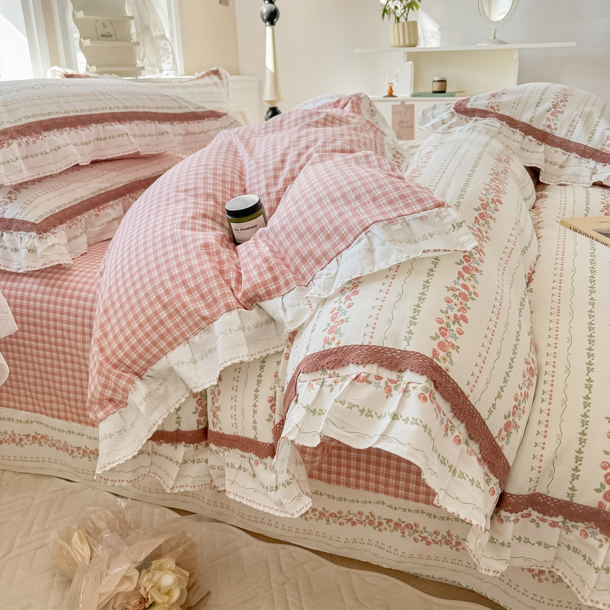 91家纺网 家纺一手货源 找家纺 眠屿家纺 2024新款全棉40支13372花边四件套 枝间梦