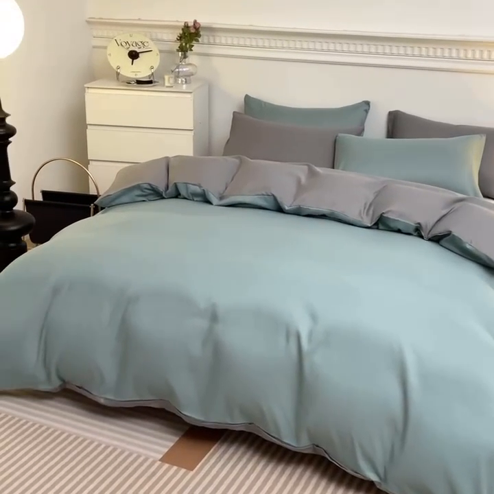 91家纺网 家纺一手货源 找家纺 莎臣豹 2025新款水洗棉磨毛纯色双拼简约风撞色四件套 浅灰爱上豆绿