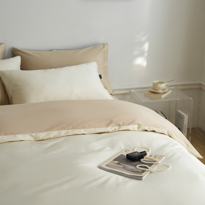 91家纺网 家纺一手货源 找家纺 安莱生活 2024新款100s长绒棉贡缎双拼四件套 月光白-棕灰