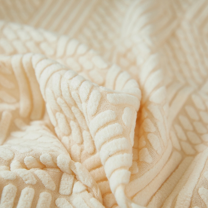 91家纺网 家纺一手货源 找家纺 共鸣沙发套 2024新款摇粒绒提花交织纹系列椅套（扶手款弧形椅套） 格纹-米白