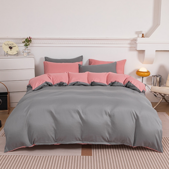 91家纺网 家纺一手货源 找家纺 莎臣豹 2025新款水洗棉磨毛纯色双拼简约风撞色四件套 浅灰爱上甜豆沙