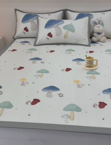 91家纺网 家纺一手货源 找家纺 全季家居 2024新款5A抗菌小清新数码印花冰藤席 蘑菇世界（床席款）