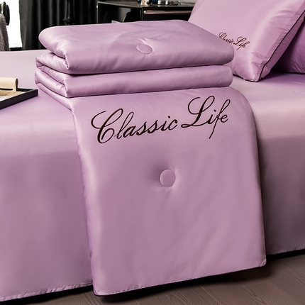 91家纺网 家纺一手货源 找家纺 （总）益多眠 2024爆款水洗真丝夏被四件套冰丝夏被轻奢夏被空调被羽毛夏被四件套绣花夏被