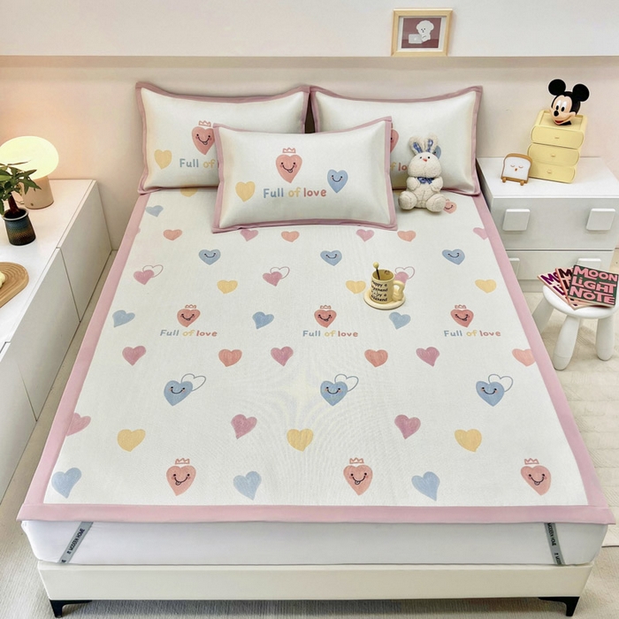 91家纺网 家纺一手货源 找家纺 全季家居 2024新款5A抗菌小清新数码印花冰藤席 彩色爱心（床席款）