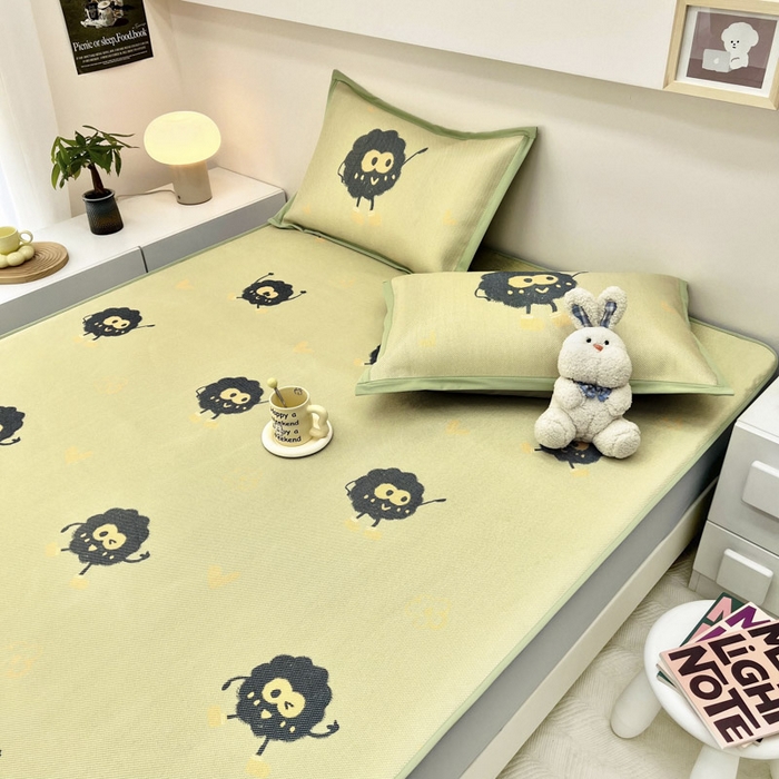 91家纺网 家纺一手货源 找家纺 全季家居 2024新款5A抗菌小清新数码印花冰藤席 小煤球（床笠款）