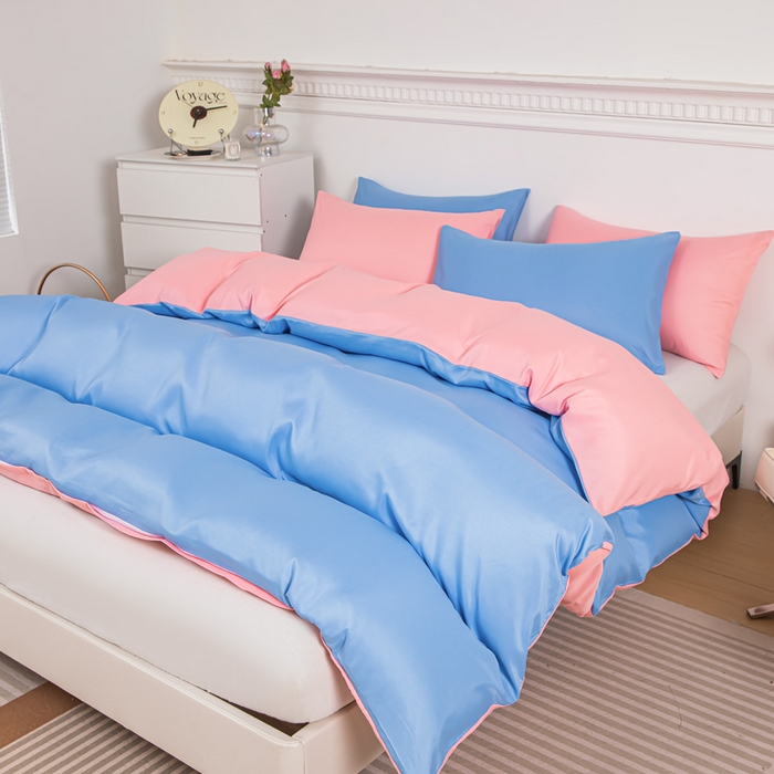 91家纺网 家纺一手货源 找家纺 莎臣豹 2025新款水洗棉磨毛纯色双拼简约风撞色四件套 天空蓝爱上公主粉