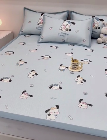 91家纺网 家纺一手货源 找家纺 全季家居 2024新款5A抗菌小清新数码印花冰藤席 调皮小狗（床席款）