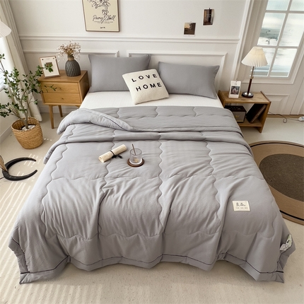 91家纺网 家纺一手货源 找家纺 （总）丝幔家纺 2025新款A类泡泡纱镶边款夏被