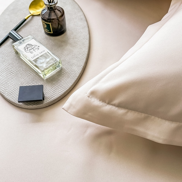 91家纺网 家纺一手货源 找家纺 宅家居 2024新款贡缎水洗真丝单品床笠三件套 香槟金