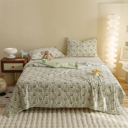 91家纺网 家纺一手货源 找家纺 有货 2024新款中北欧风锦氨凉感被 艾里