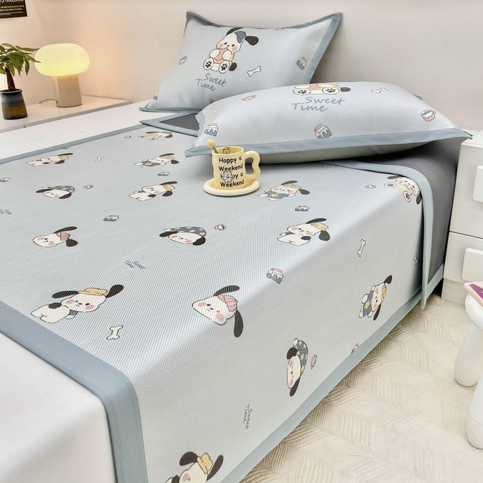 91家纺网 家纺一手货源 找家纺 全季家居 2024新款5A抗菌小清新数码印花冰藤席 调皮小狗（床席款）