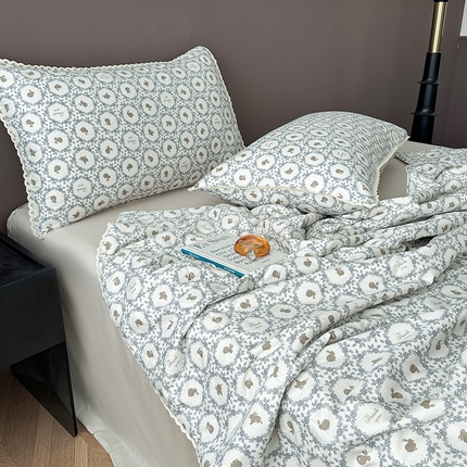 青螺家纺 2024喷汽133全棉小花边大豆夏凉被四件套卡通清新小碎花纯棉空调被  花环兔 